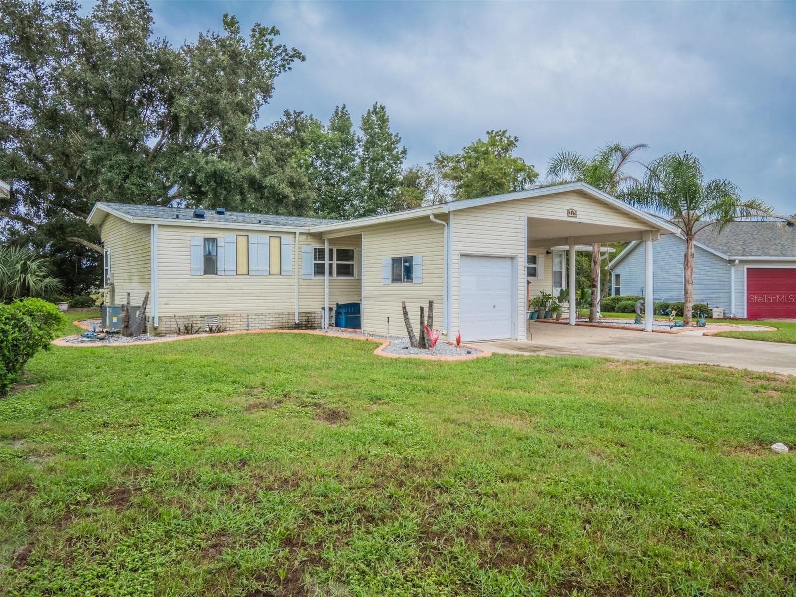 Manufactured Home at 4634 BELLE GRV, LEESBURG, photo 4 of 49