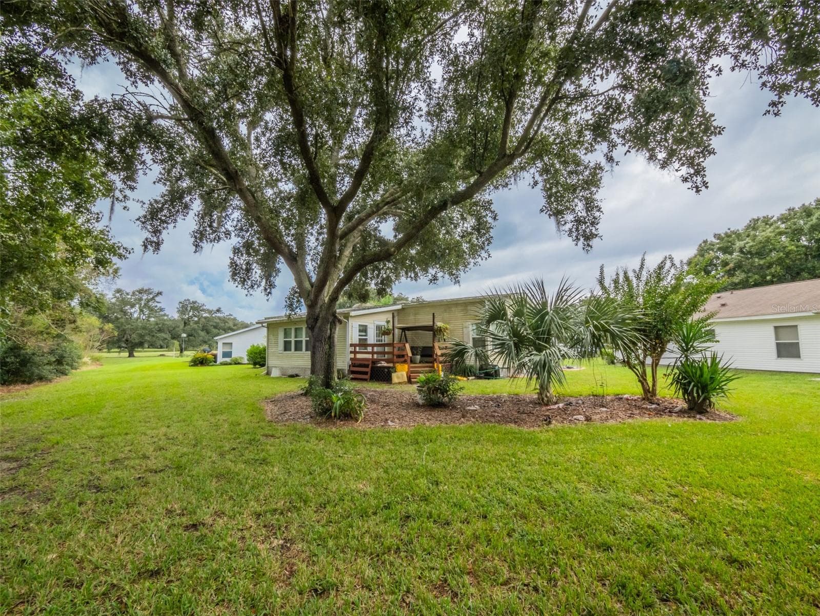 Manufactured Home at 4634 BELLE GRV, LEESBURG, photo 6 of 49