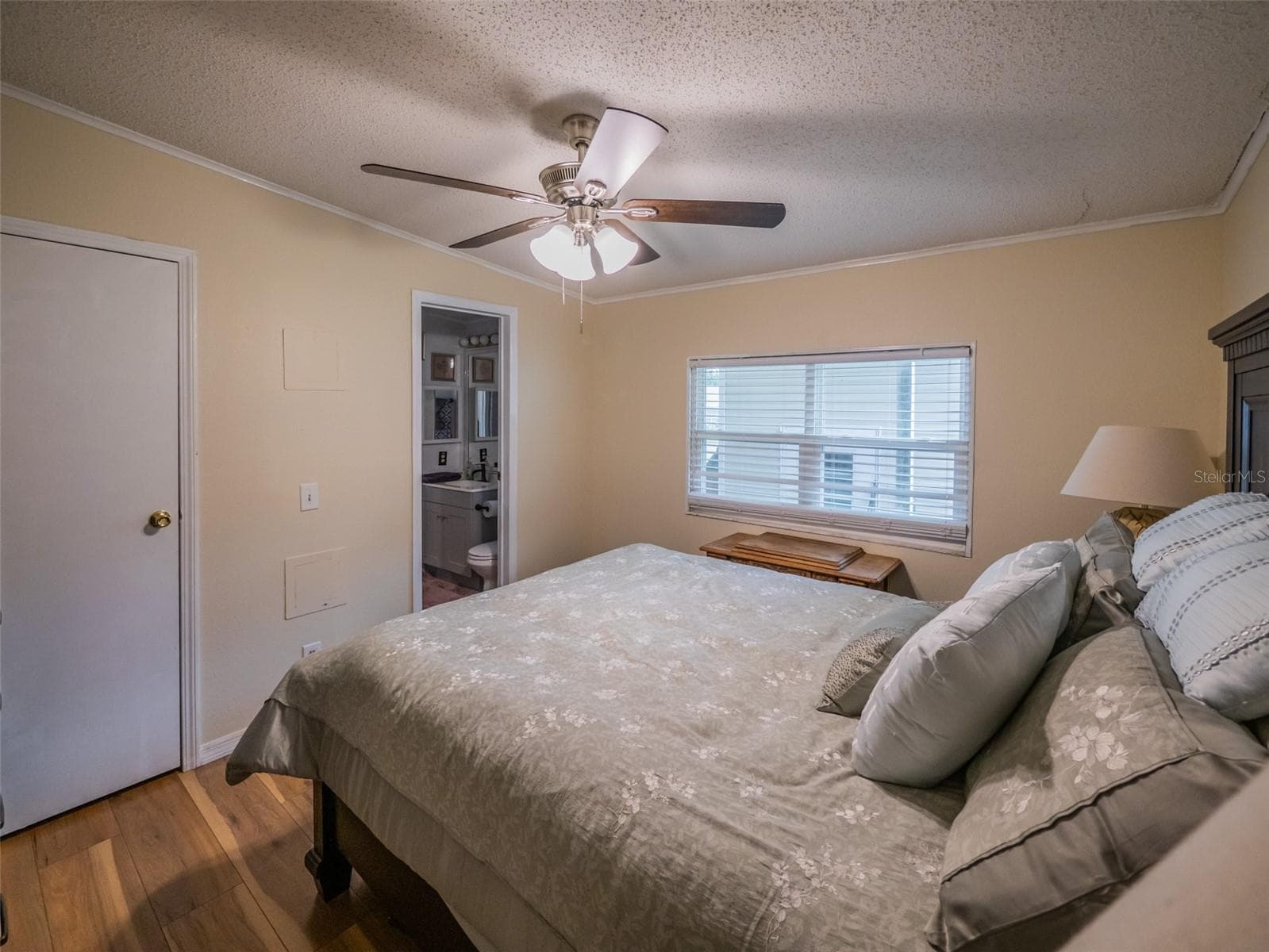 Manufactured Home at 4634 BELLE GRV, LEESBURG, photo 28 of 49
