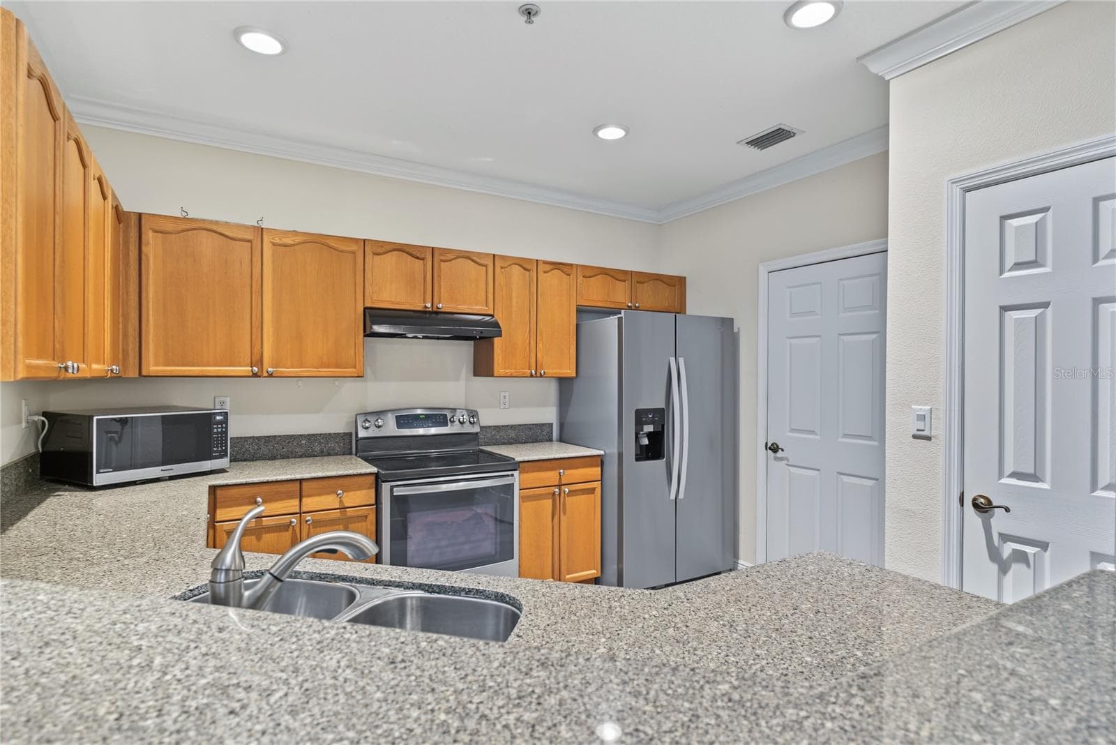 Condominium at 8276 MARITIME FLAG ST #1204, WINDERMERE, photo 4 of 31