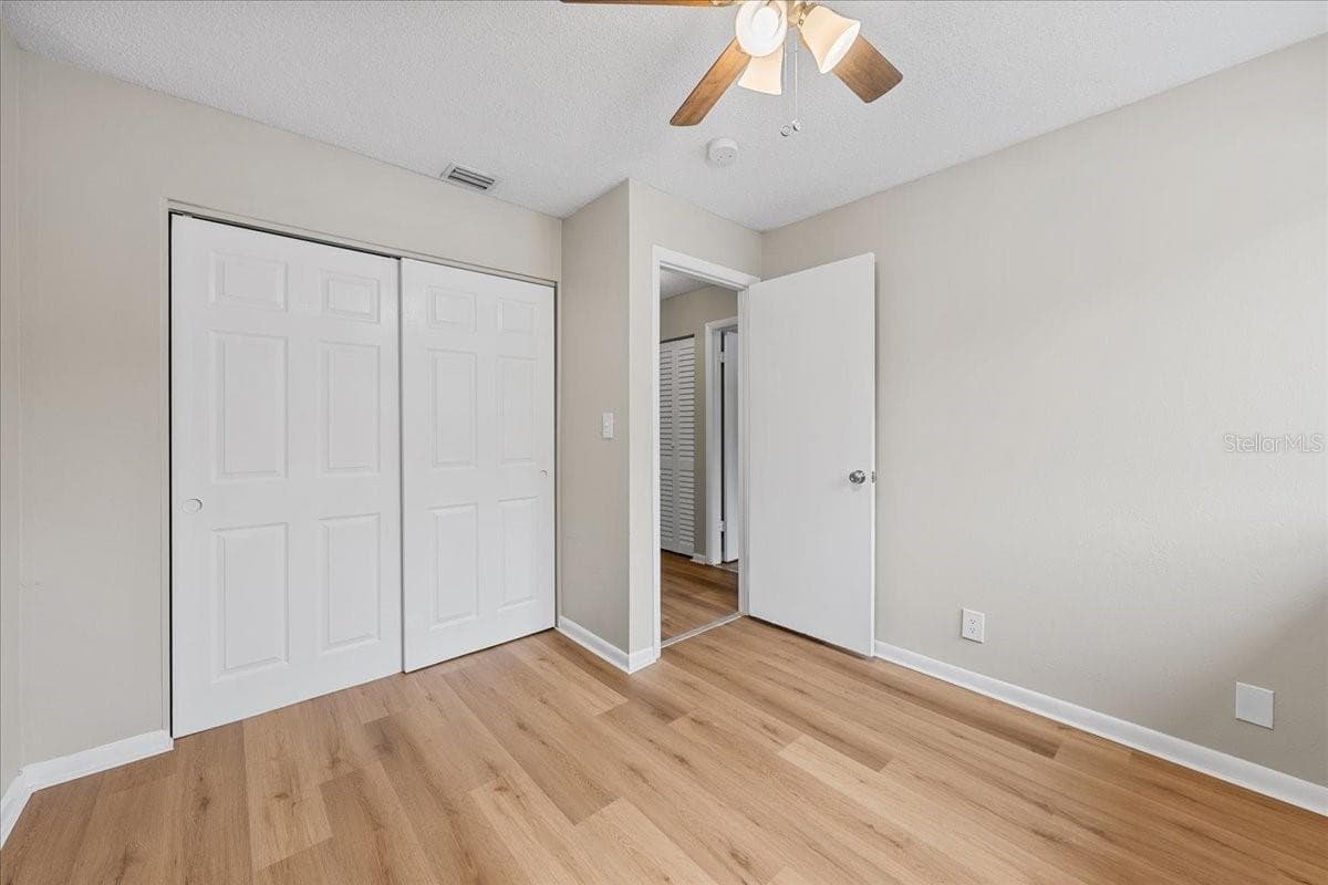 Townhouse at 7903 CEDAR DR, TEMPLE TERRACE, photo 24 of 33