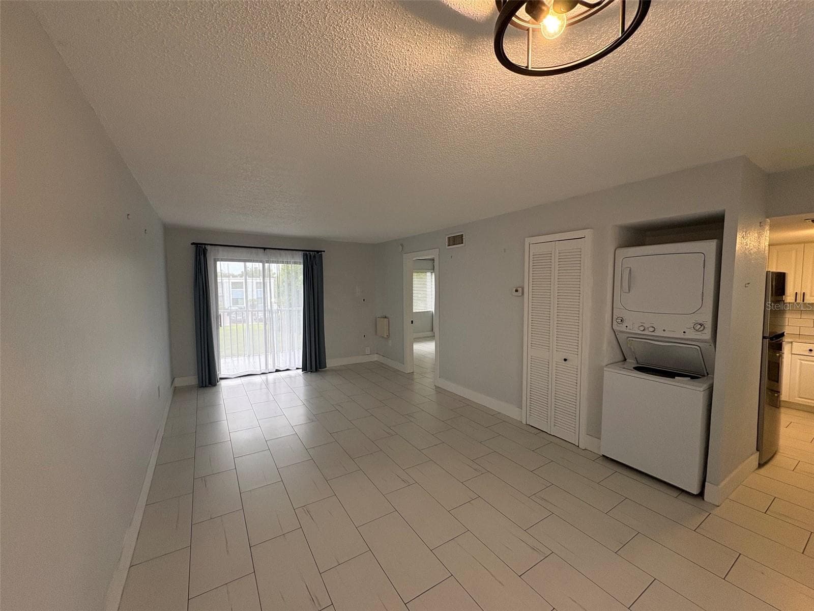 Condominium at 5310 26TH ST W #1605, BRADENTON, photo 4 of 33