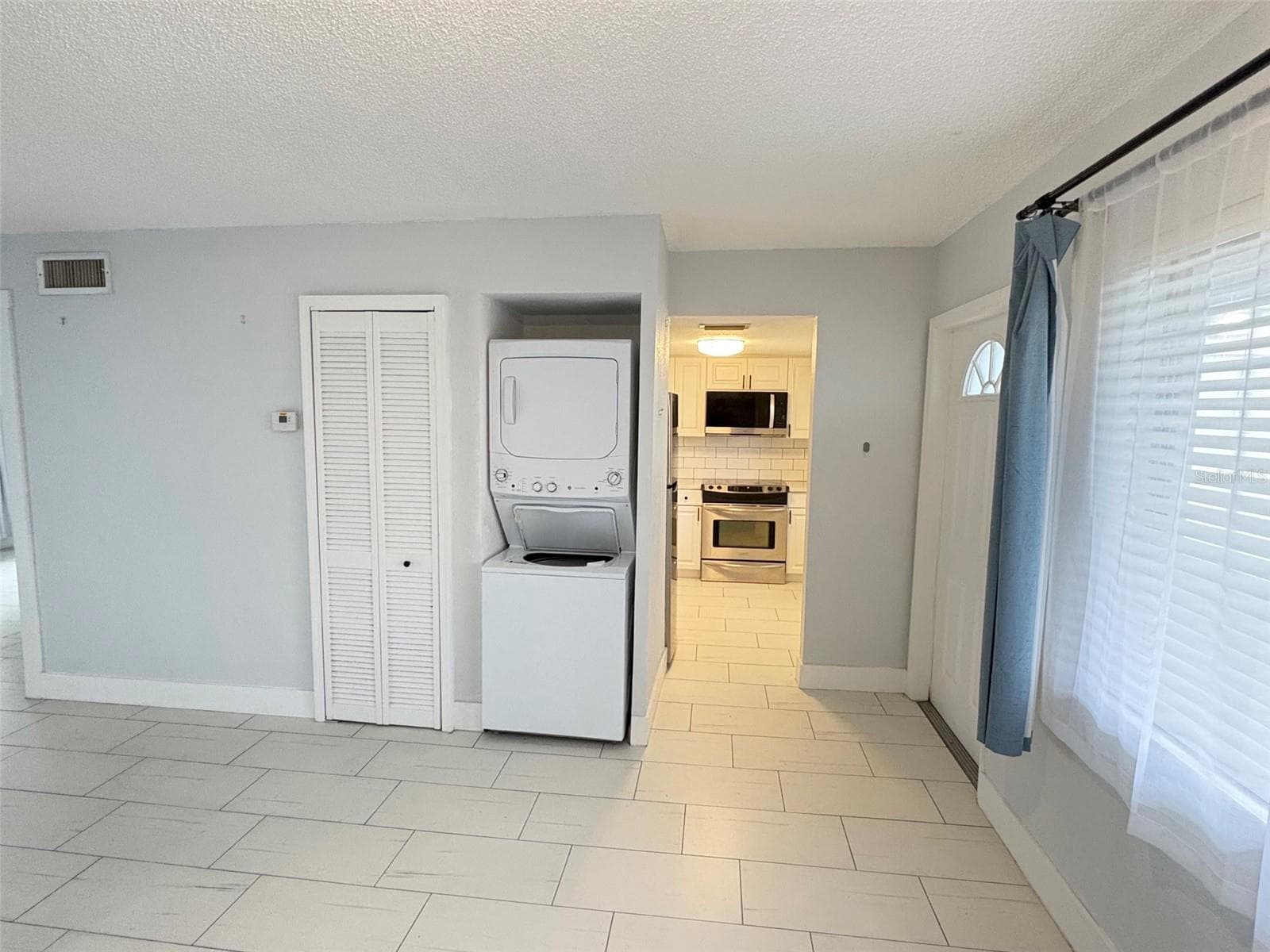 Condominium at 5310 26TH ST W #1605, BRADENTON, photo 7 of 33