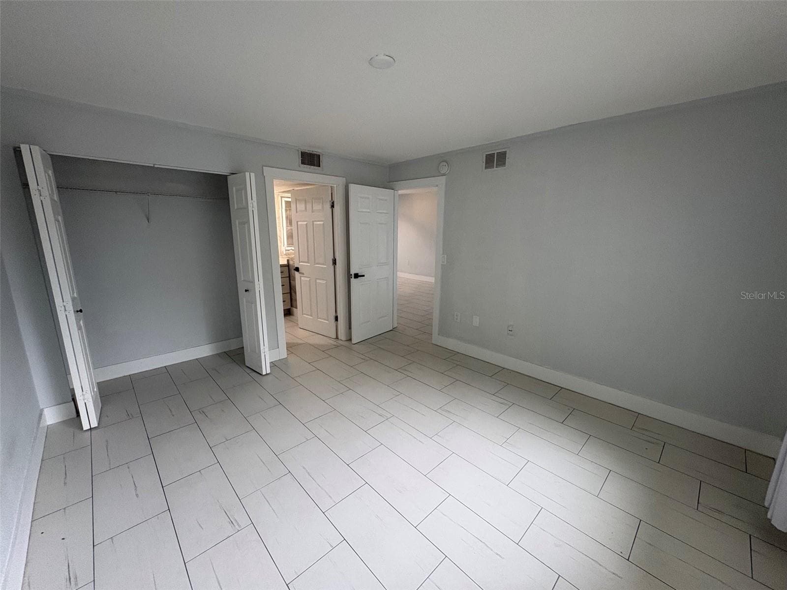 Condominium at 5310 26TH ST W #1605, BRADENTON, photo 18 of 33