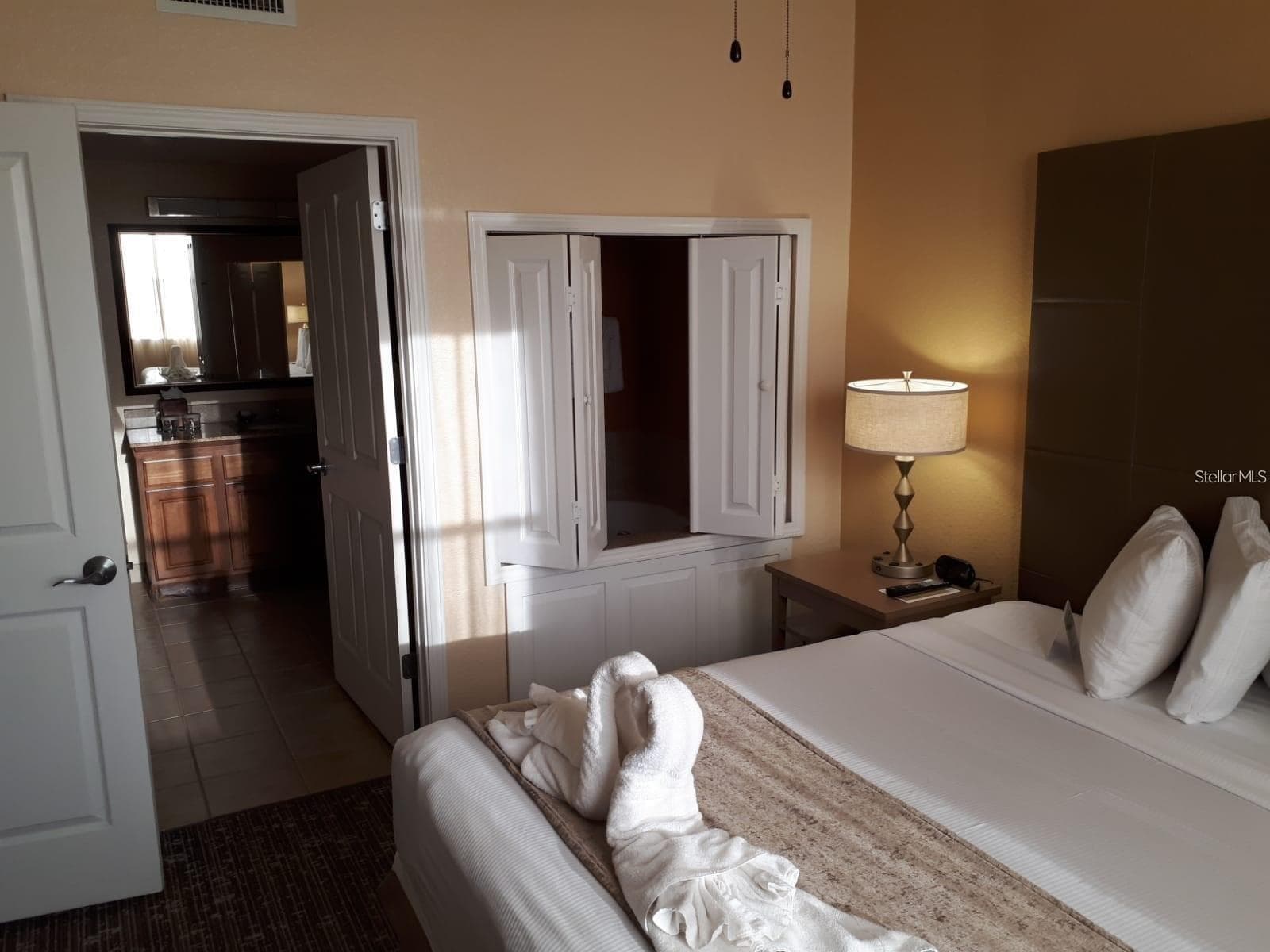 Condo - Hotel at 12556 FLORIDAYS RESORT DR #306A, ORLANDO, photo 18 of 50