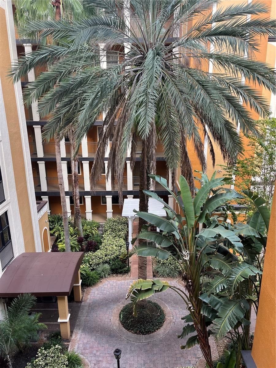 Condo - Hotel at 12556 FLORIDAYS RESORT DR #306A, ORLANDO, photo 28 of 50
