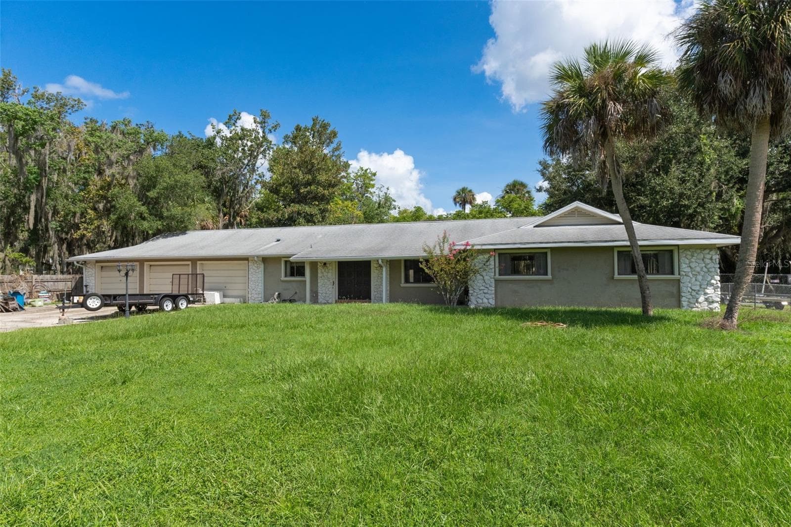Single Family Residence at 149 & 151 SE PARADISE POINT RD, CRYSTAL RIVER, photo 5 of 47