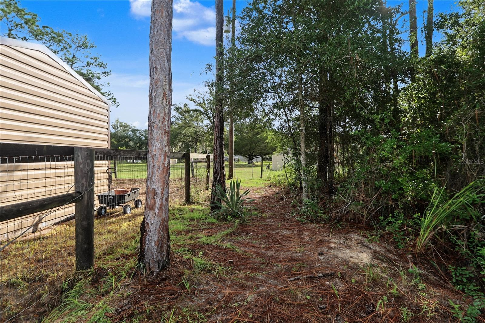 Gate to Mobil Home also for sale - 17980 SW 31ST ST, DUNNELLON