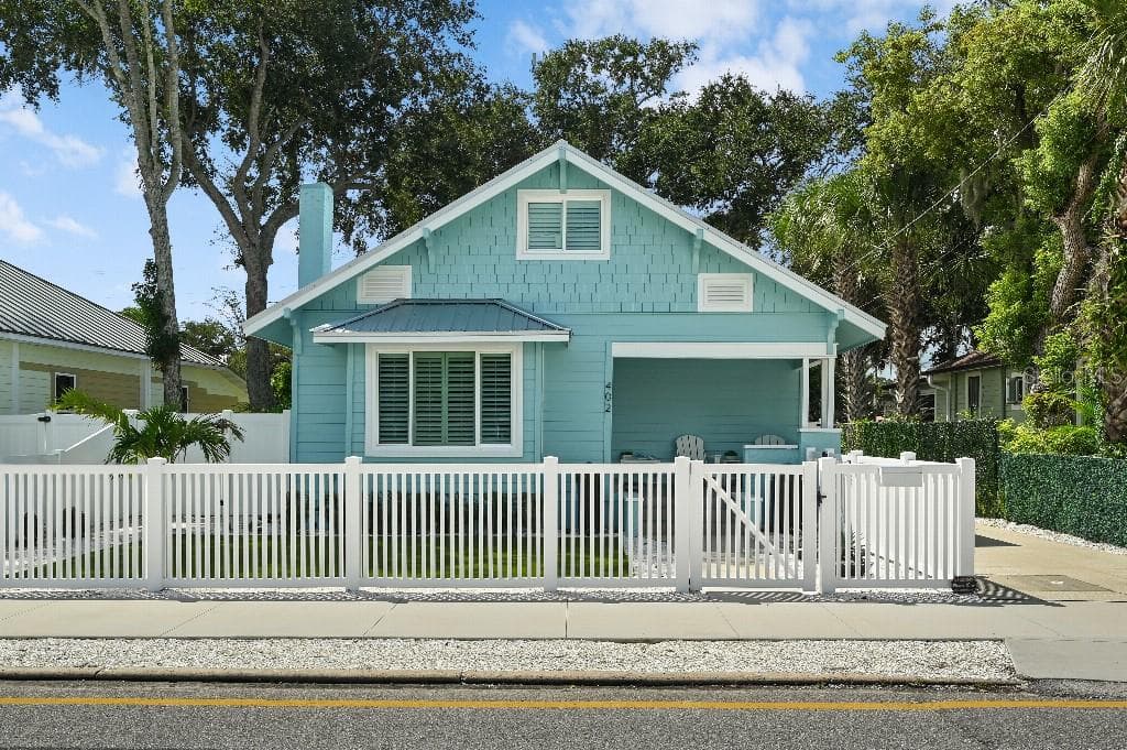 Single Family Residence at 402 N ORANGE ST, NEW SMYRNA BEACH, photo 3 of 33