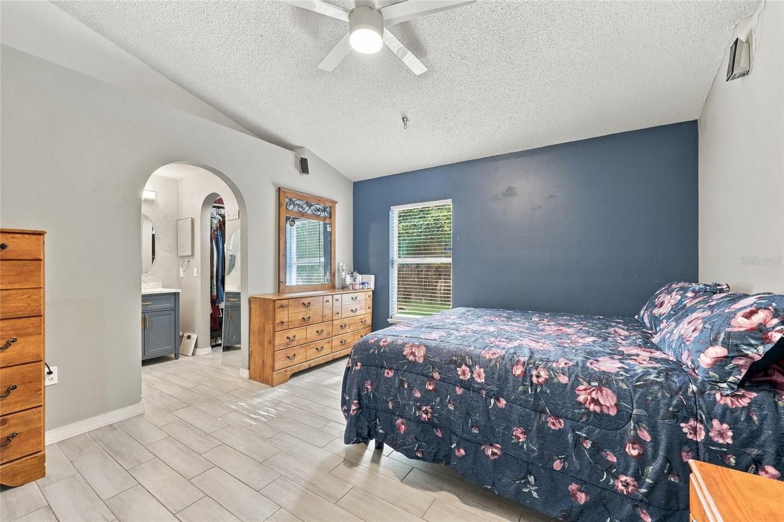 Single Family Residence at 10521 ROCKING A RUN, ORLANDO, photo 15 of 42