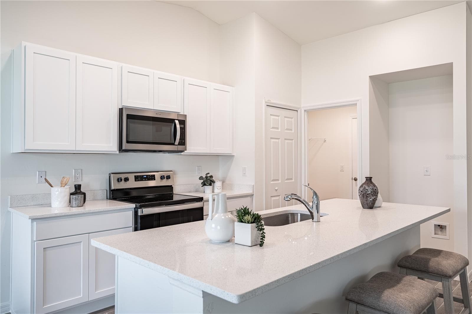 Single Family Residence at 12133 KIMSEY AVE, PORT CHARLOTTE, photo 2 of 9