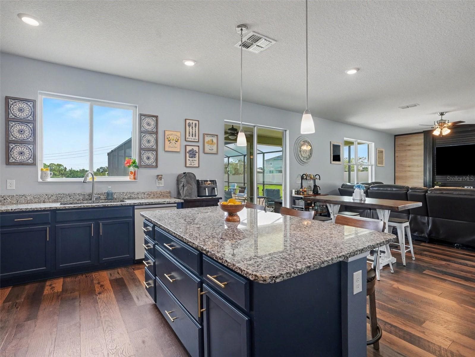 Single Family Residence at 669 SARNER PASS WAY, WINTER HAVEN, photo 18 of 54