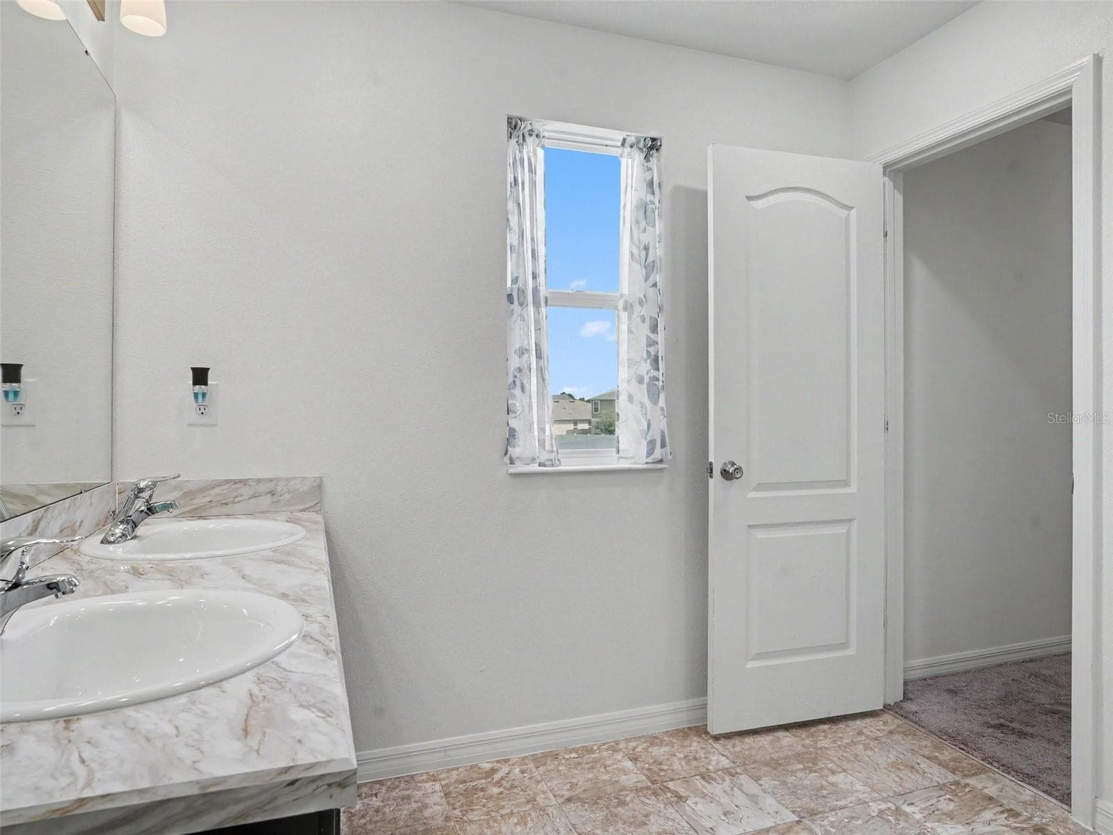 Single Family Residence at 669 SARNER PASS WAY, WINTER HAVEN, photo 27 of 54