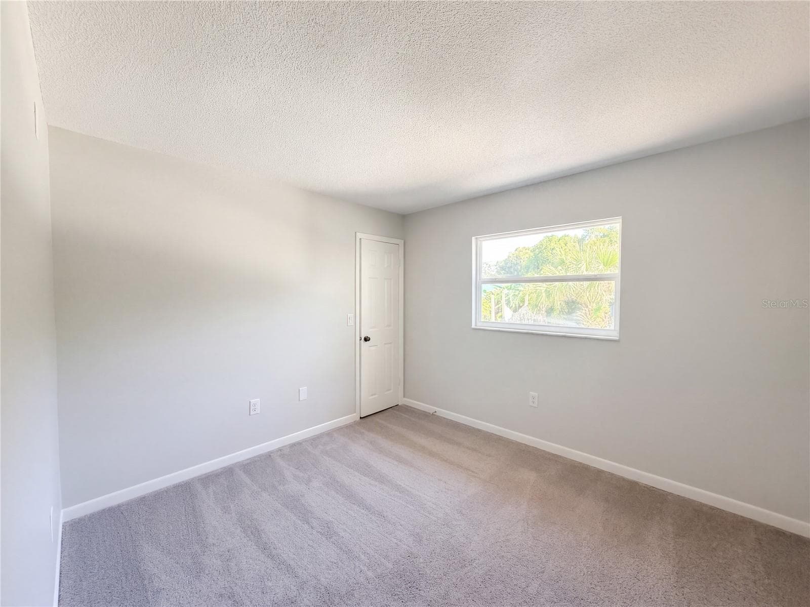 Single Family Residence at 441 RIDGE DR, SANFORD, photo 16 of 25