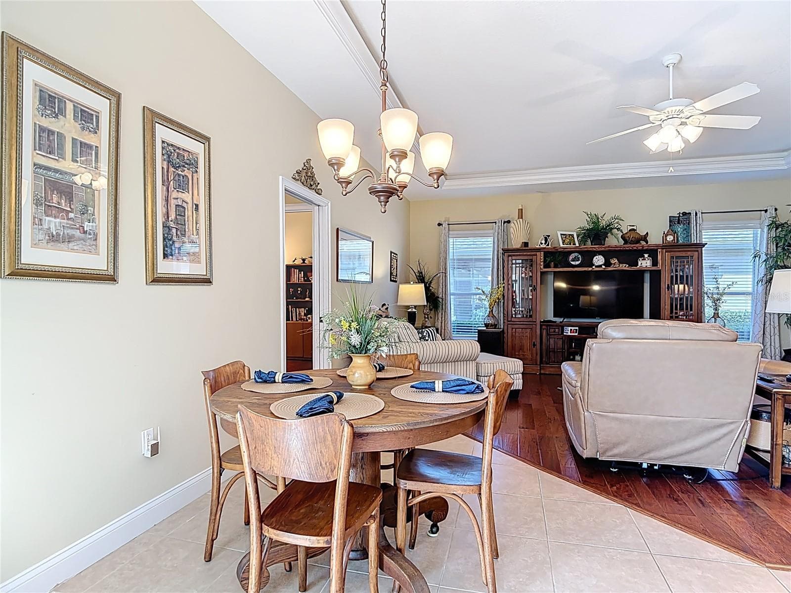 Casual dining area opens into family room - 455 OSPREY LANDING WAY, LAKELAND