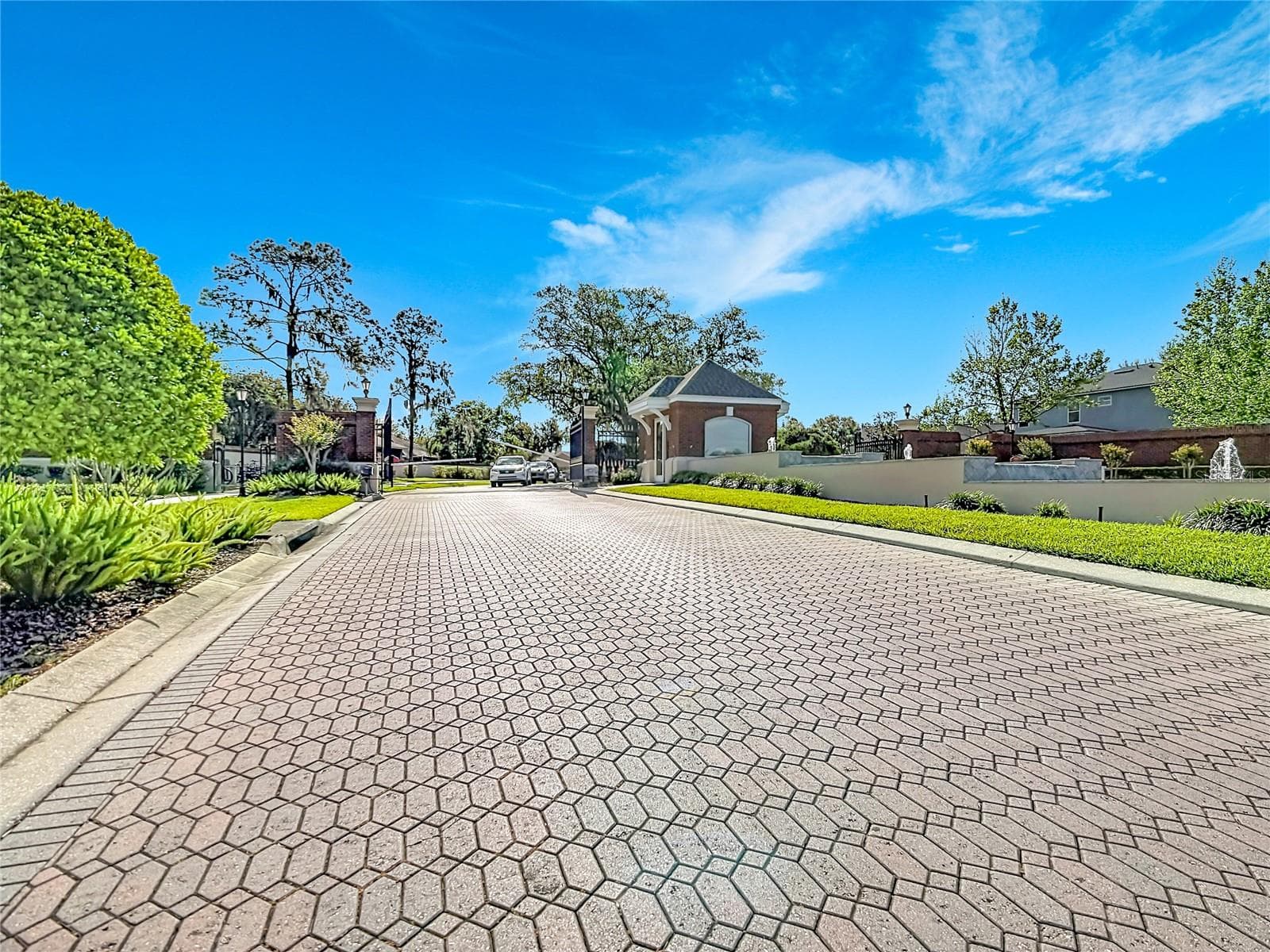 24 hour gate guard - 455 OSPREY LANDING WAY, LAKELAND