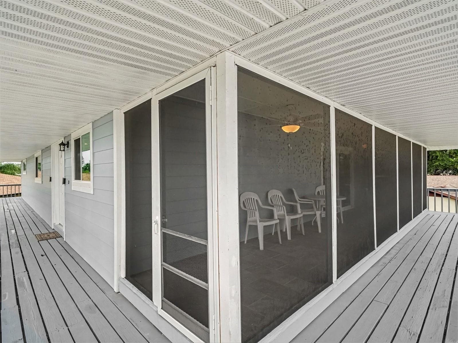 Wrap around porch - 2208 78TH ST W, BRADENTON