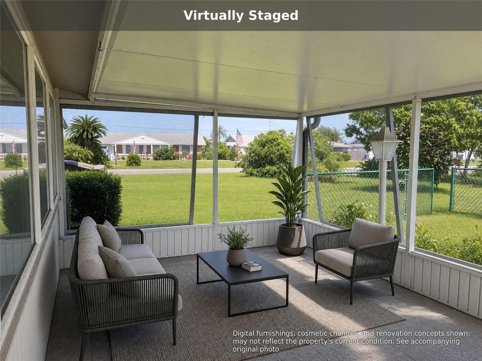 Single Family Residence at 1515 ARROWHEAD DR, SUN CITY CENTER, photo 2 of 8