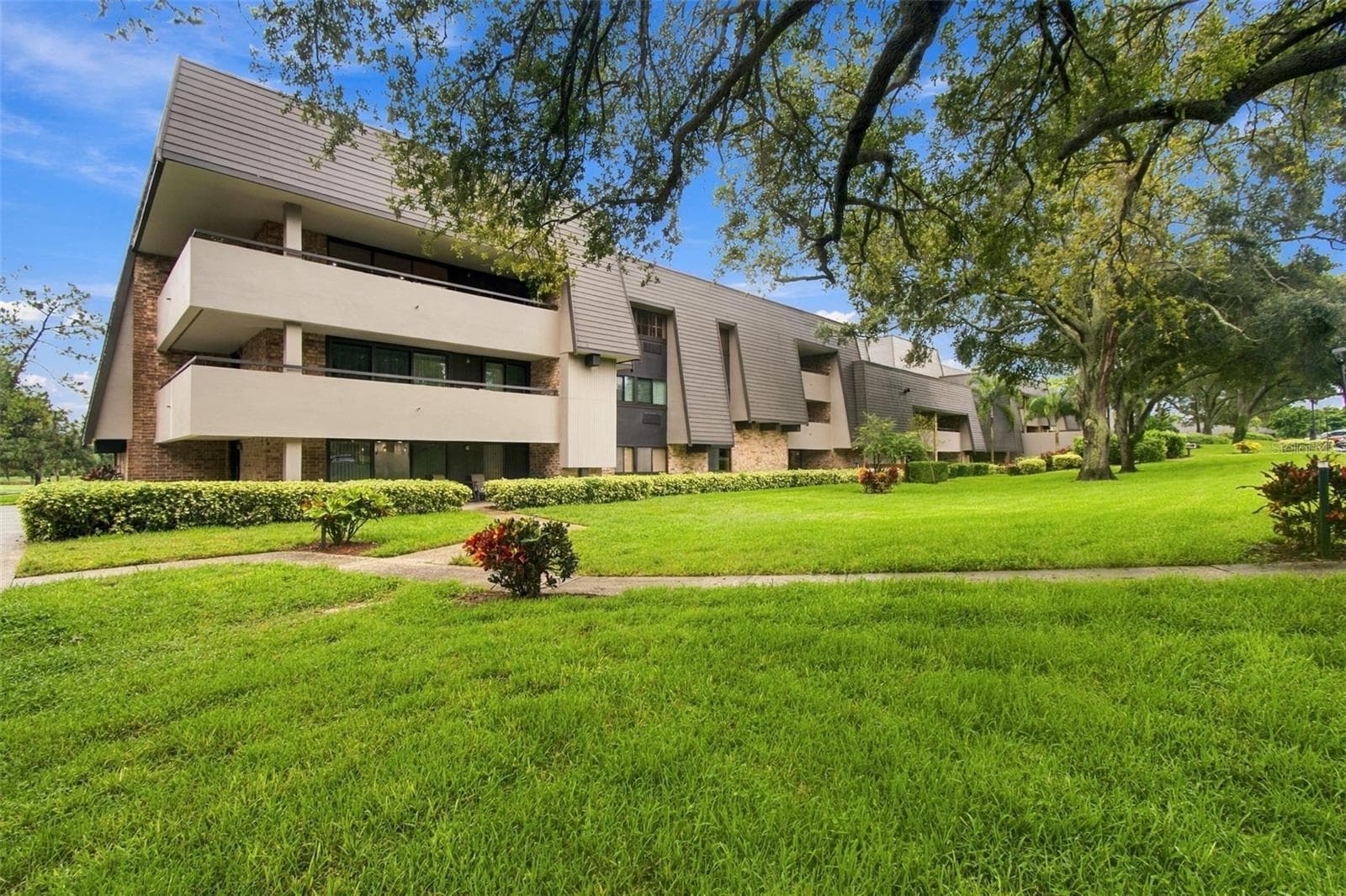 Condominium at 36750 US HIGHWAY 19 #23308, PALM HARBOR, photo 2 of 70