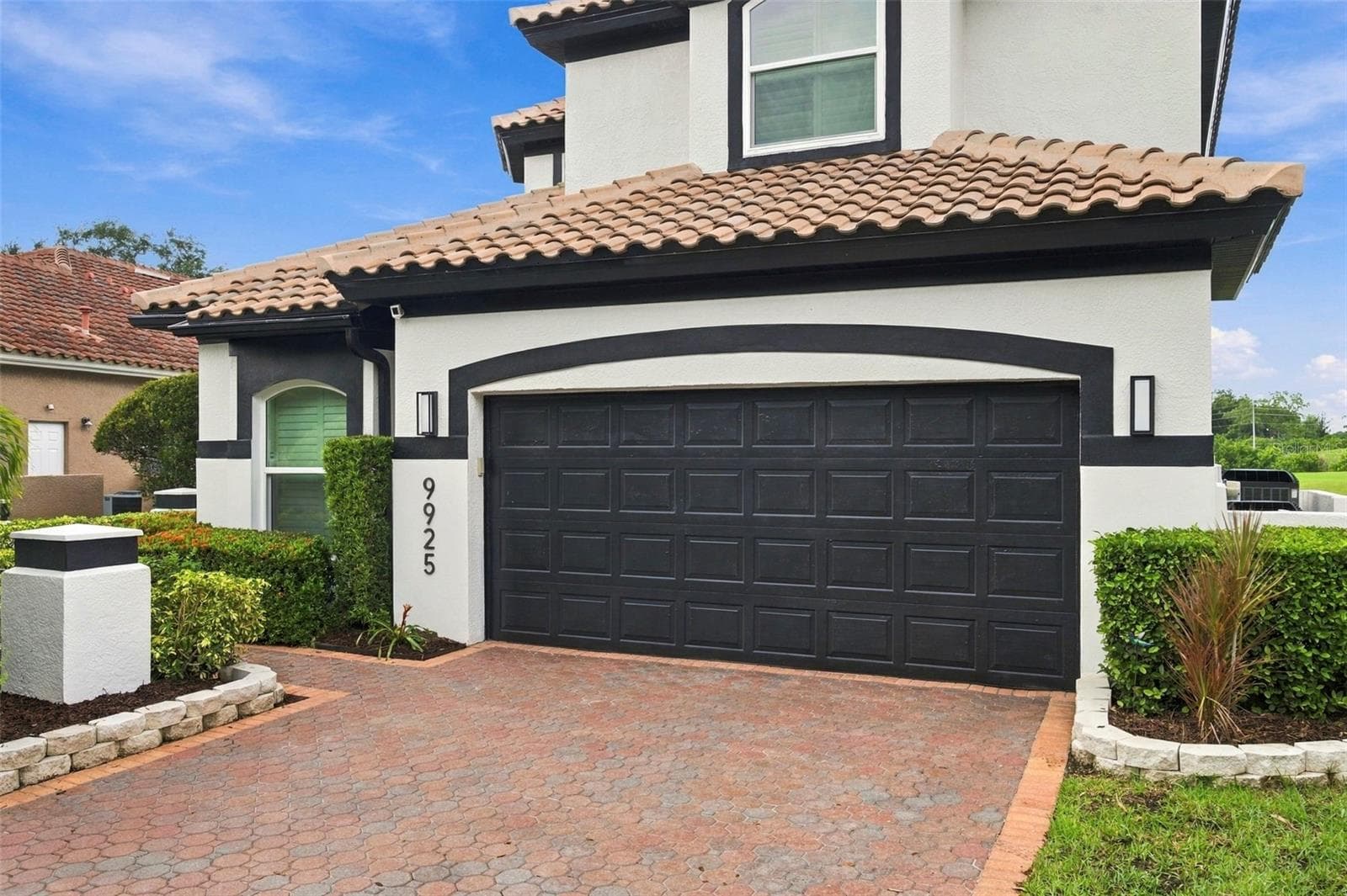 Single Family Residence at 9925 SAGO POINT DR, SEMINOLE, photo 4 of 64