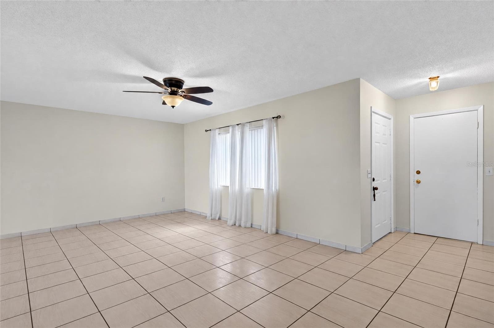 Living Room - 4712 STONY BROOK LN, ORLANDO