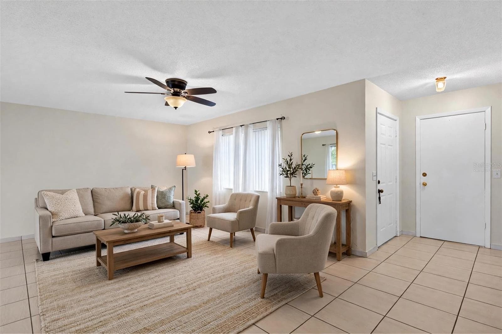 virtually staged Living room - 4712 STONY BROOK LN, ORLANDO