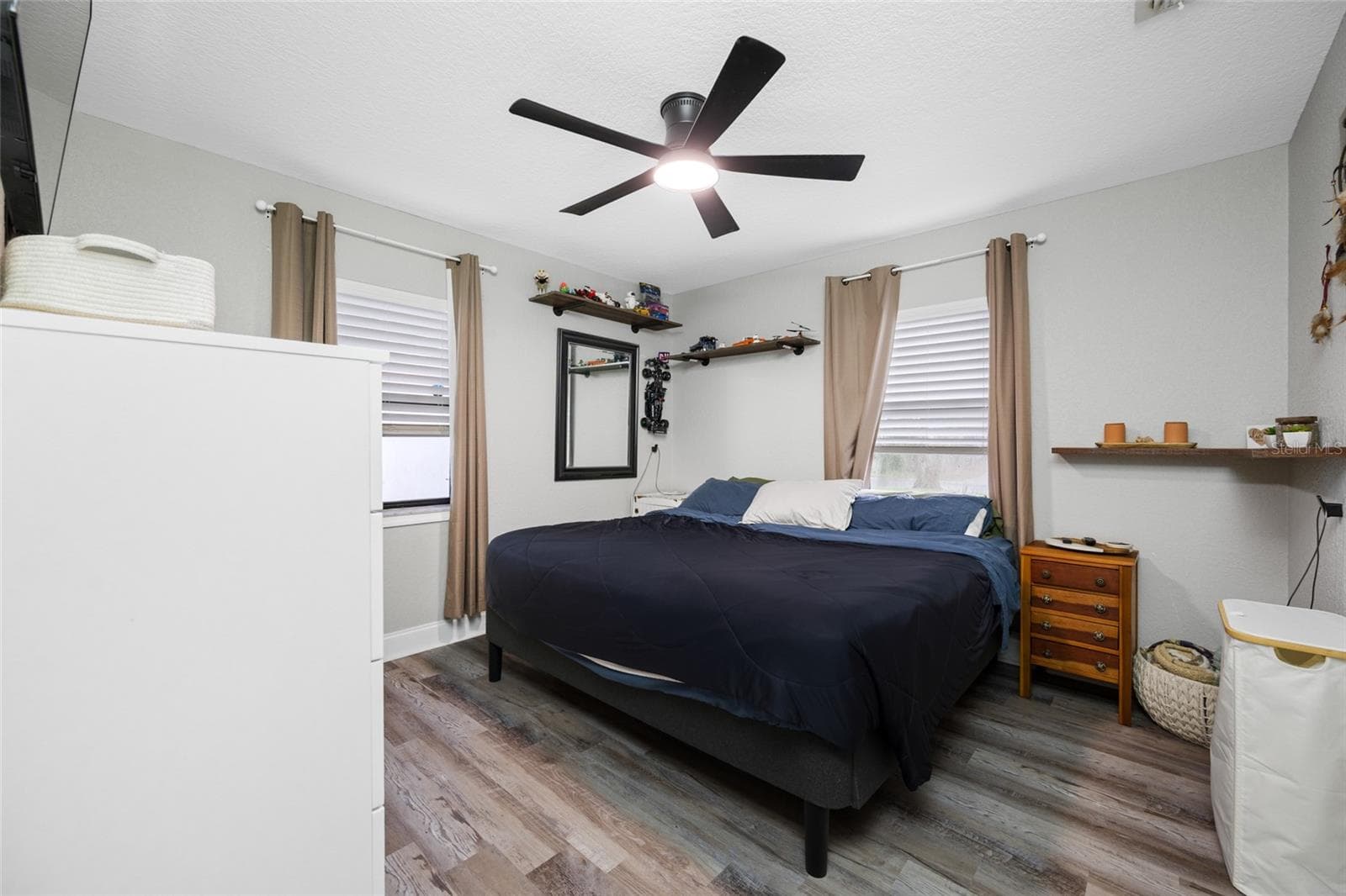 Single Family Residence at 1520 NORFOLK ST N, ST PETERSBURG, photo 21 of 24