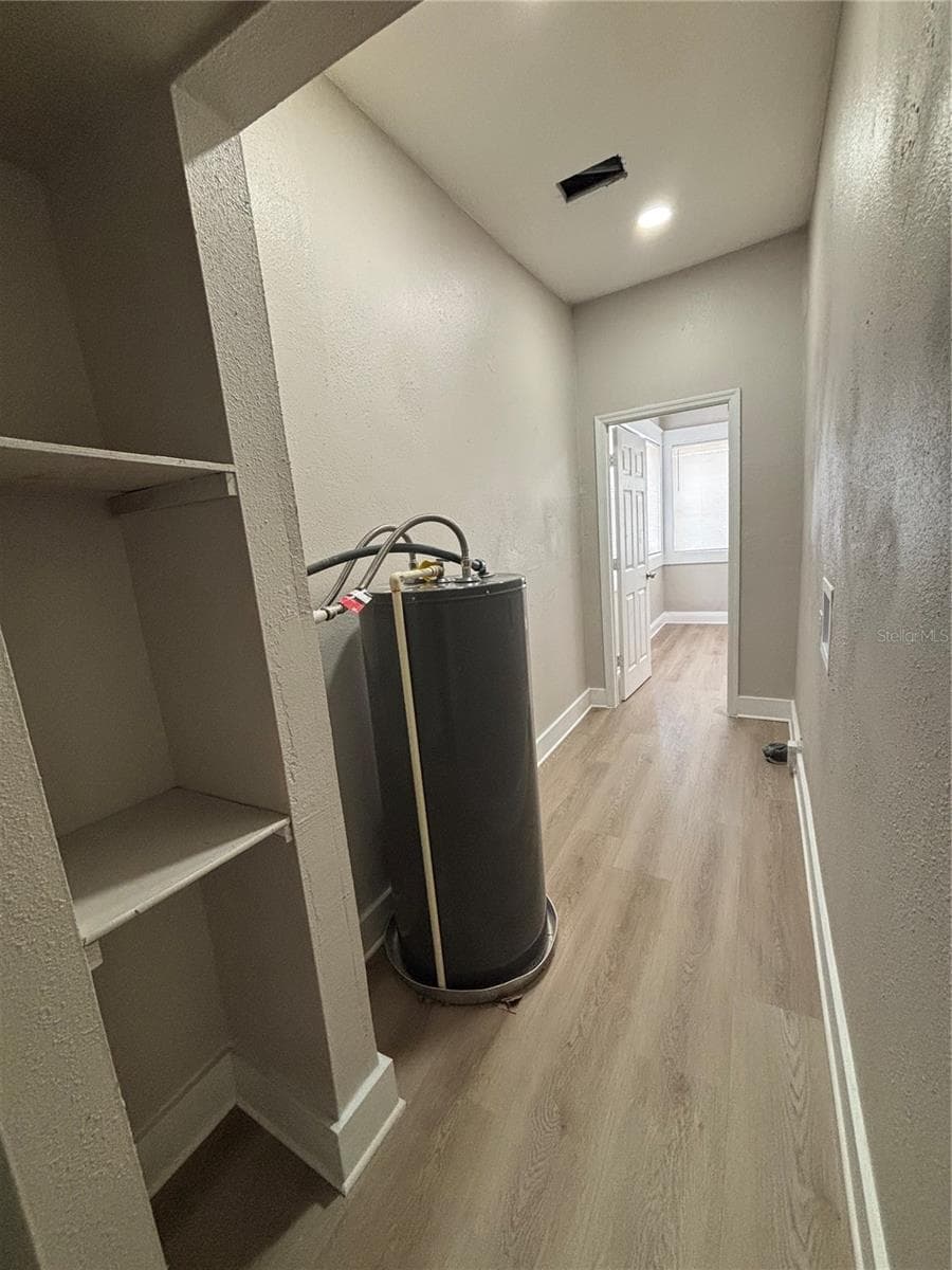 Single Family Residence at 8216 N 14TH STREET ST, TAMPA, photo 14 of 19