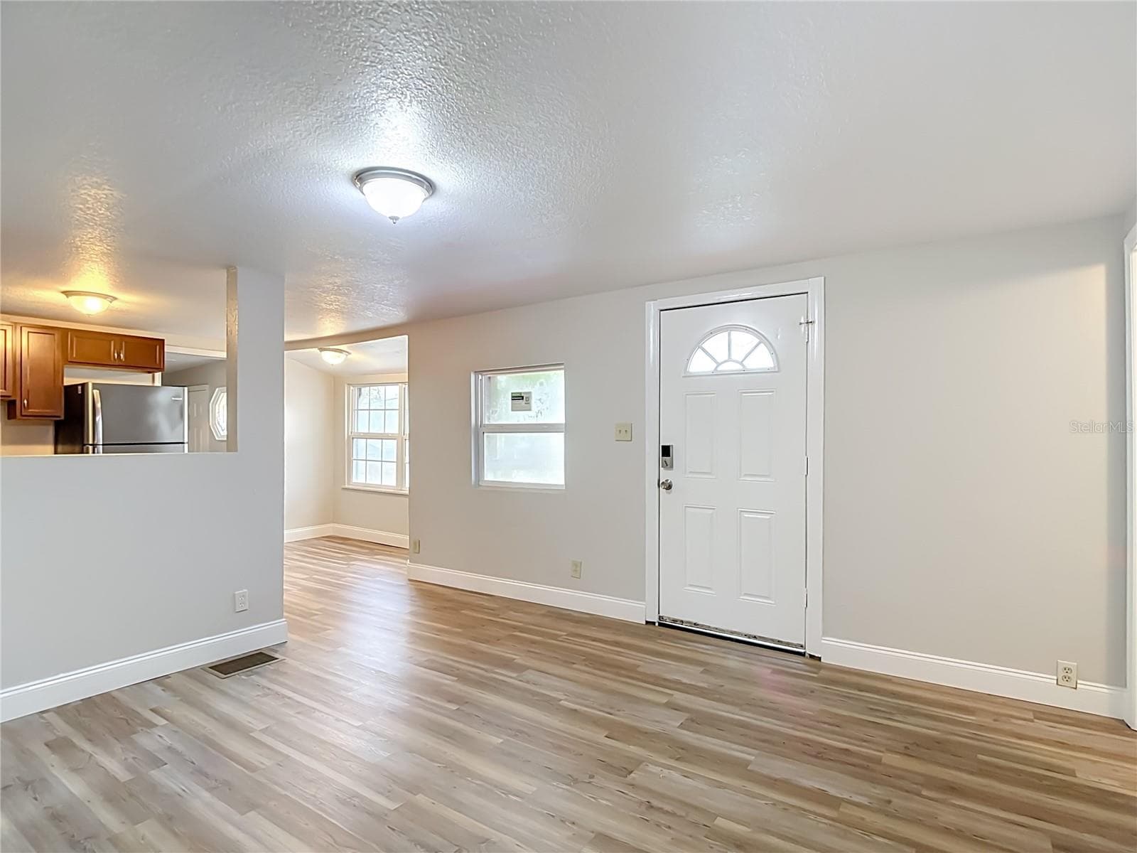 Single Family Residence at 8618 20TH ST, TAMPA, photo 11 of 51