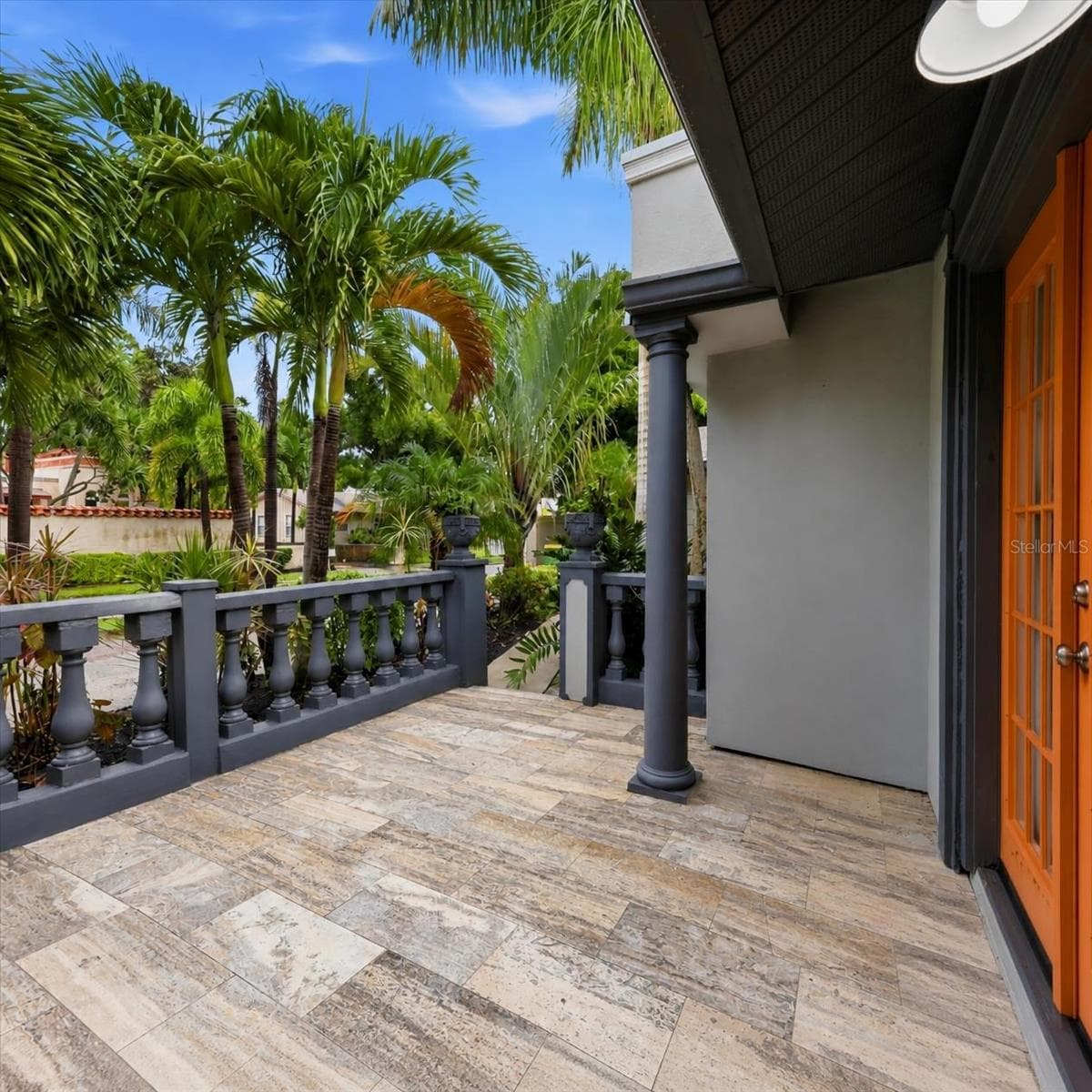 Front Porch - 1800 ALTA VISTA ST, SARASOTA