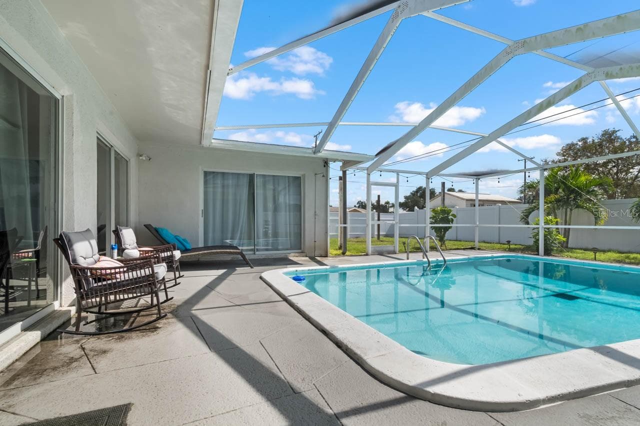 Single Family Residence at 500 FLORIDA CIR S, APOLLO BEACH, photo 25 of 52