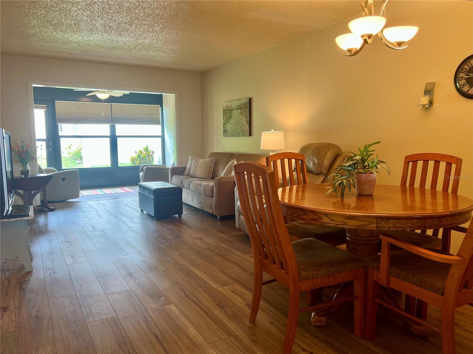 Villa at 1286 MISSION HILLS BLVD, CLEARWATER, photo 5 of 23