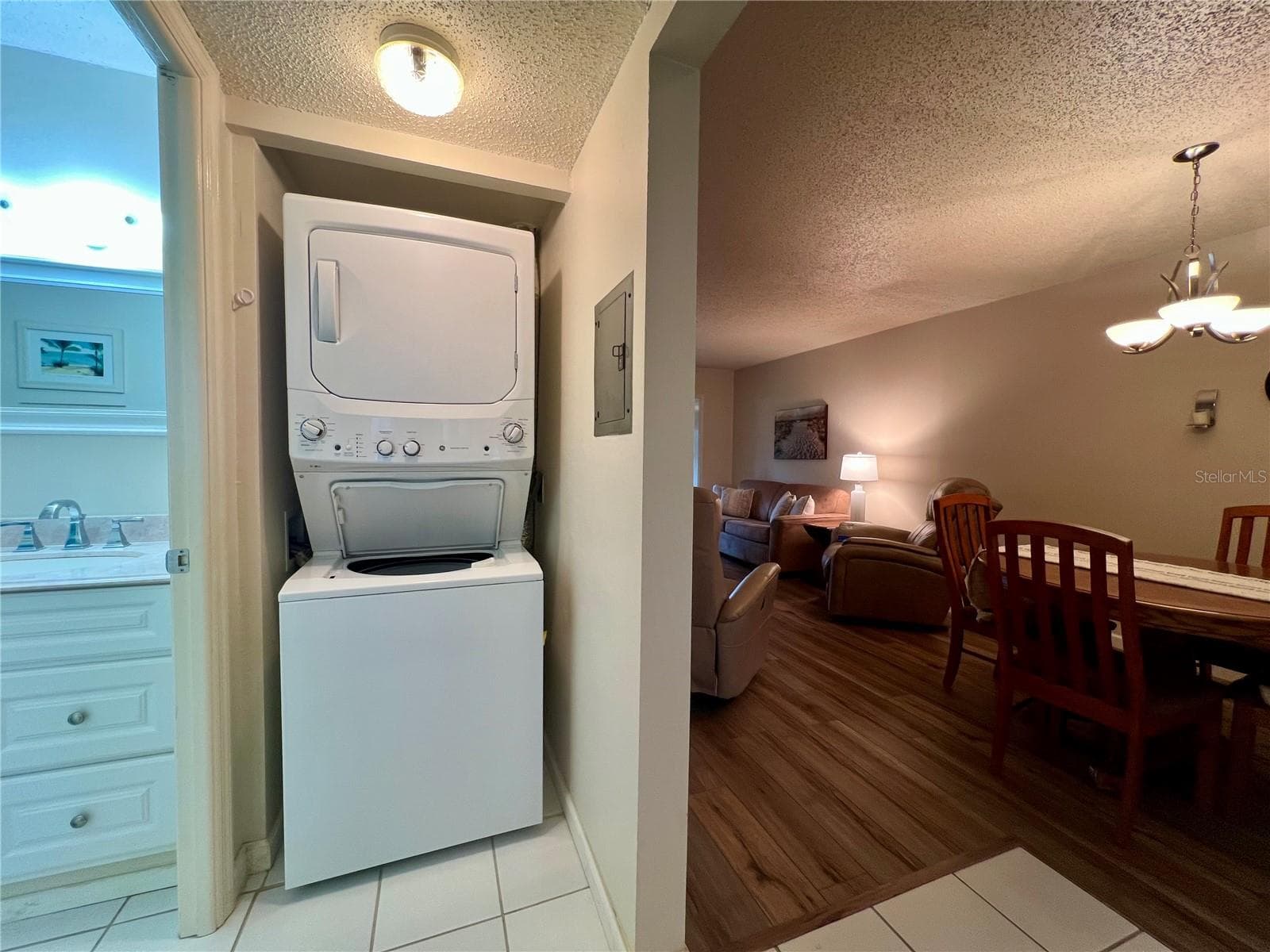 Villa at 1286 MISSION HILLS BLVD, CLEARWATER, photo 13 of 23