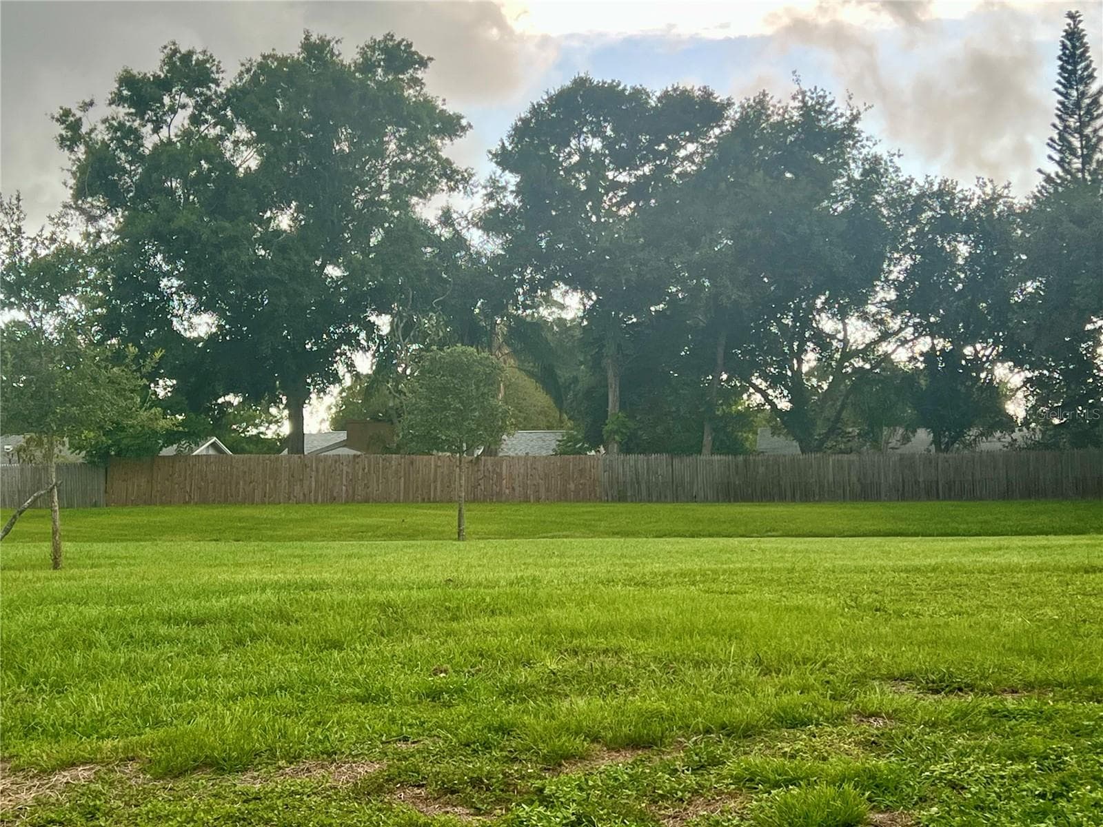 Villa at 1286 MISSION HILLS BLVD, CLEARWATER, photo 17 of 23