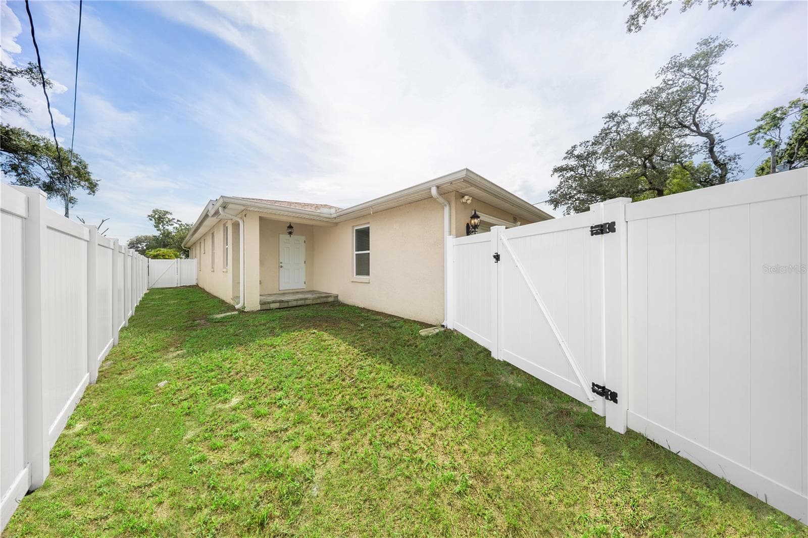 Single Family Residence at 3725 57TH AVE N, ST PETERSBURG, photo 34 of 43