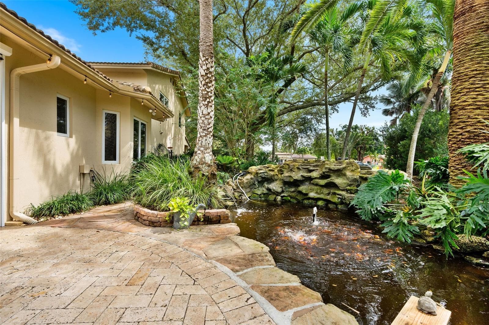 koi pond - 3800 SW 137TH AVE, MIRAMAR