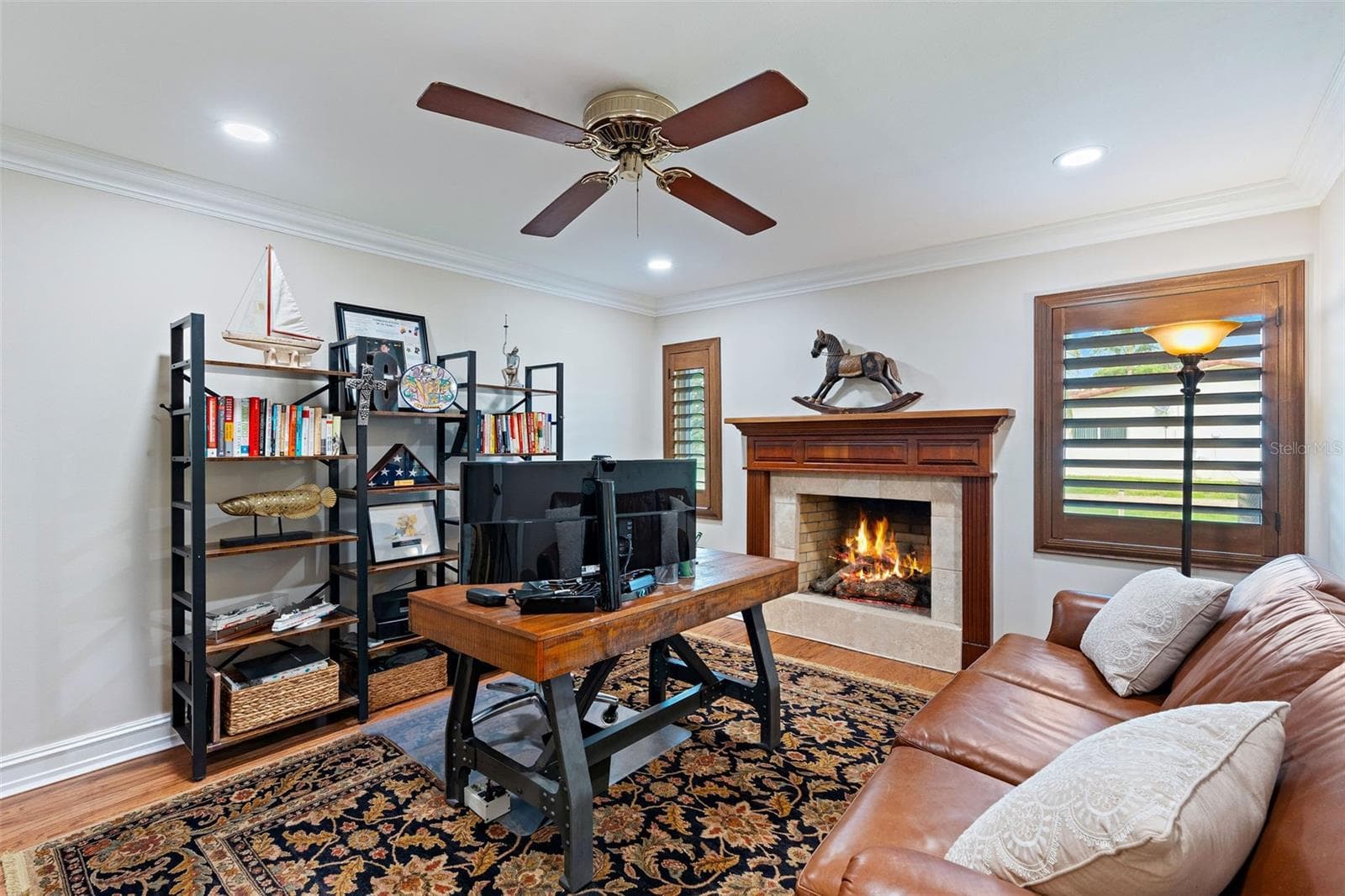 office/ den with wood burning fire place - 3800 SW 137TH AVE, MIRAMAR