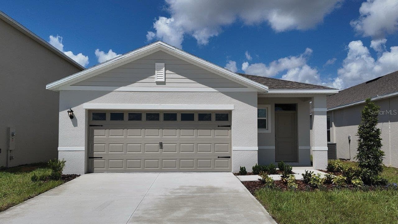 2807 WATERLILY WAY
