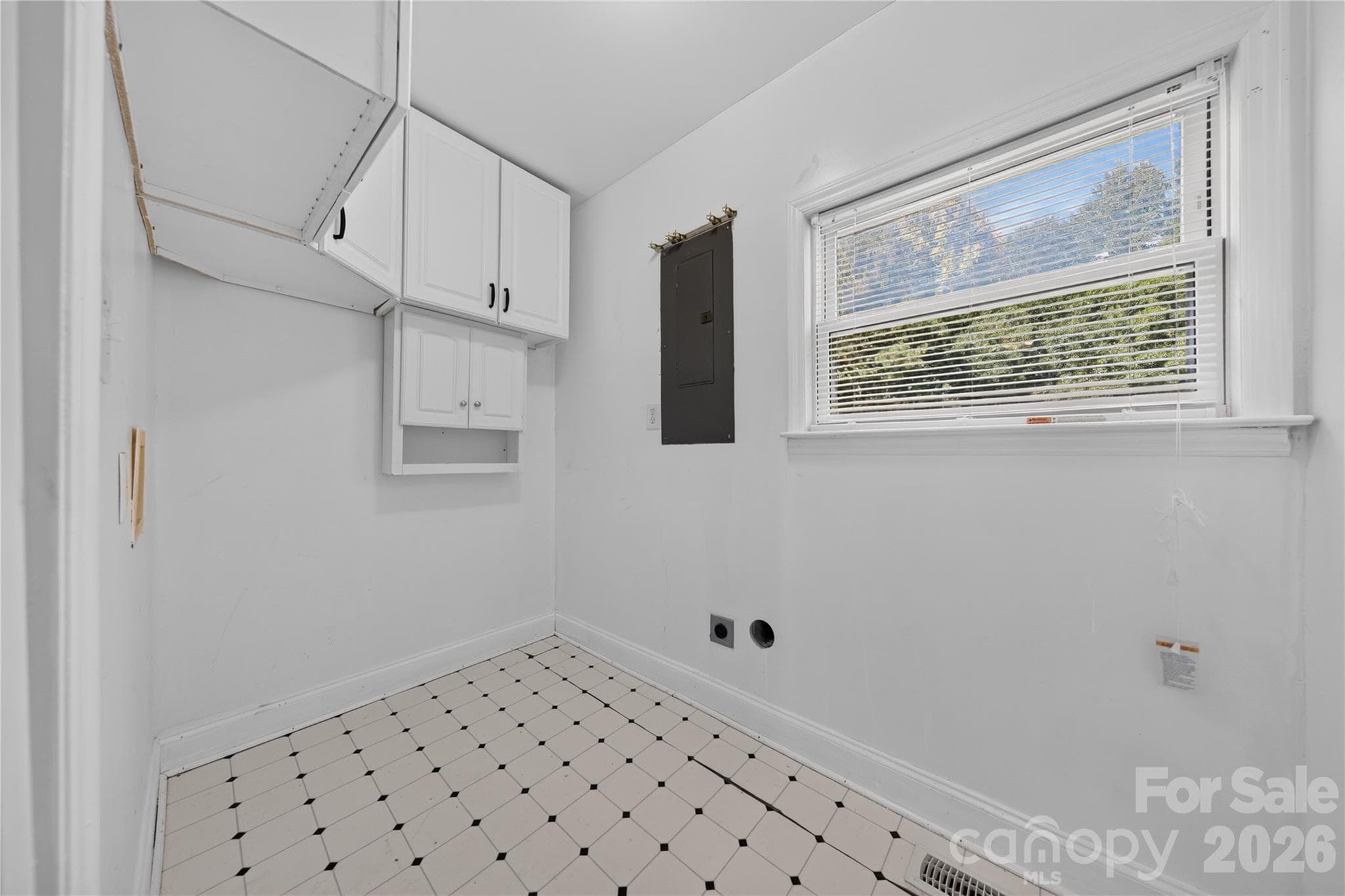 Laundry Room - 7572 Charlotte Highway, Indian Land