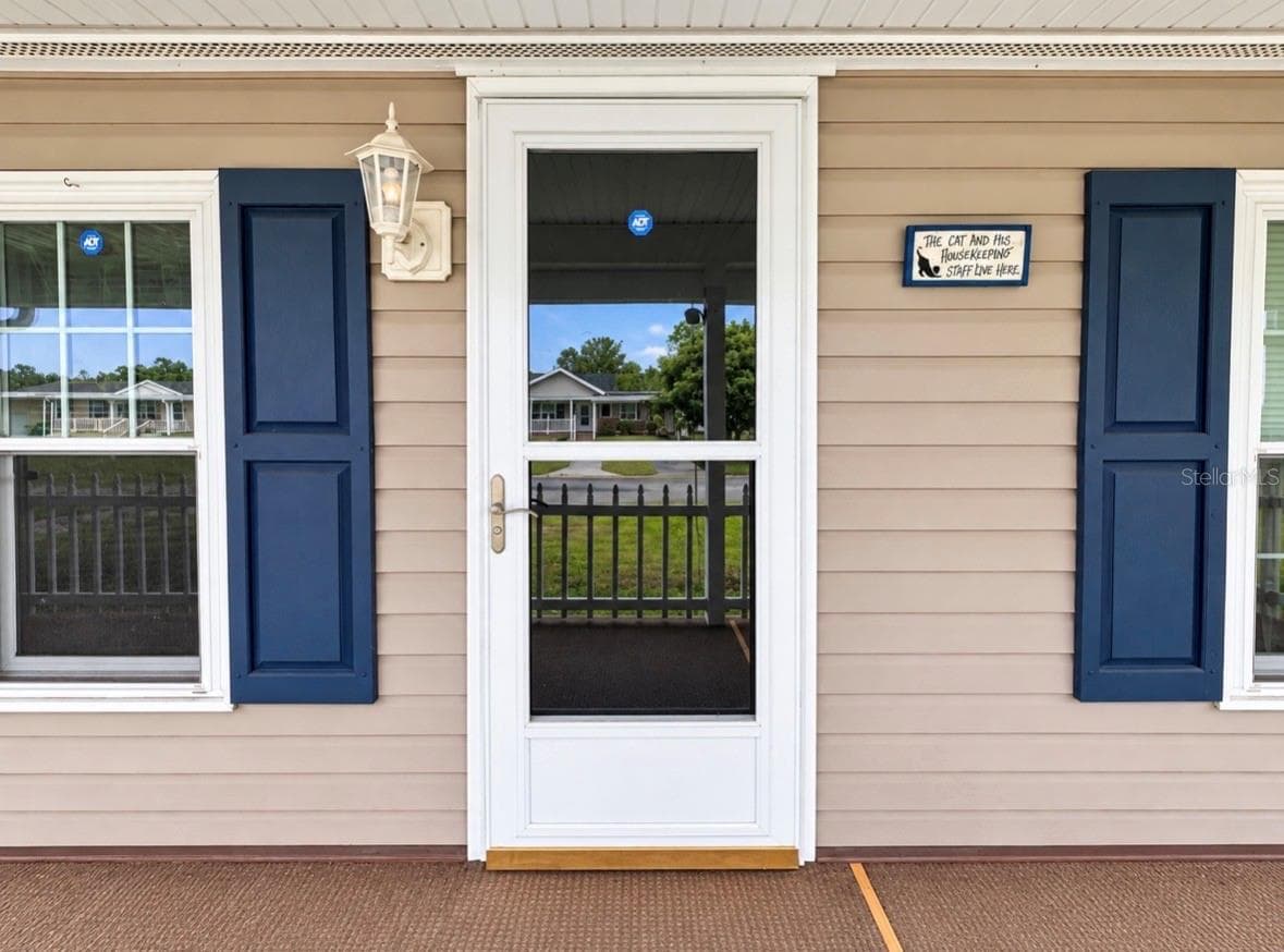 Manufactured Home at 8335 MITCHALL DR, LAKELAND, photo 25 of 25