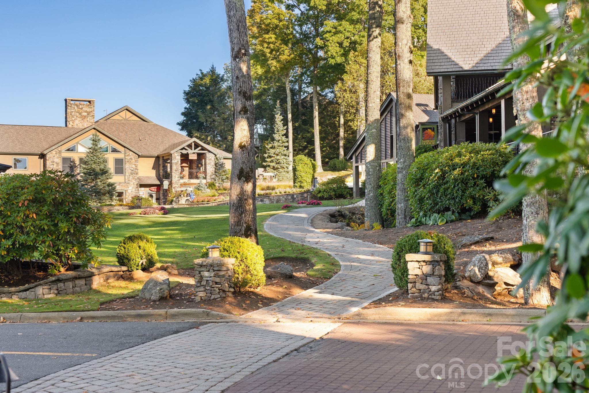 Condominium at 80 Slickrock Road, Burnsville, photo 33 of 42
