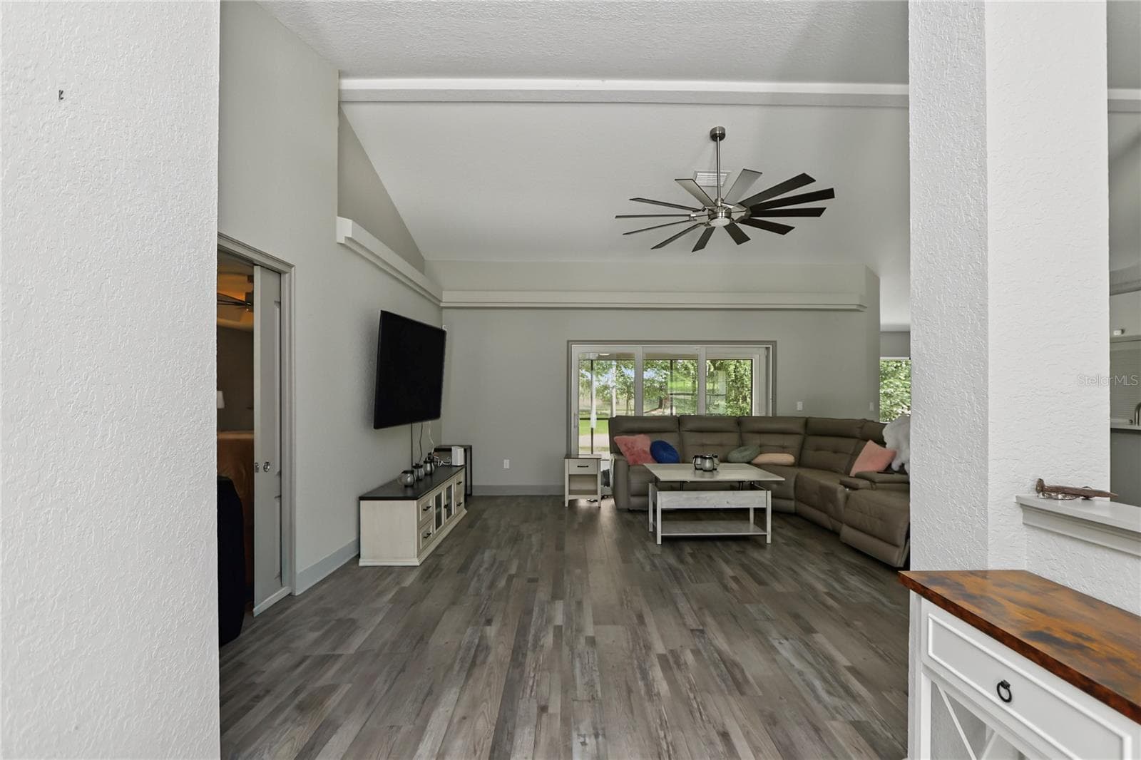Single Family Residence at 10377 SW 186 AVE, DUNNELLON, photo 7 of 71