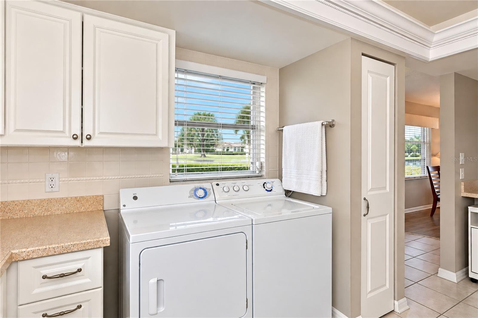 Condominium at 4605 LEXINGTON CIR, BRADENTON, photo 11 of 70