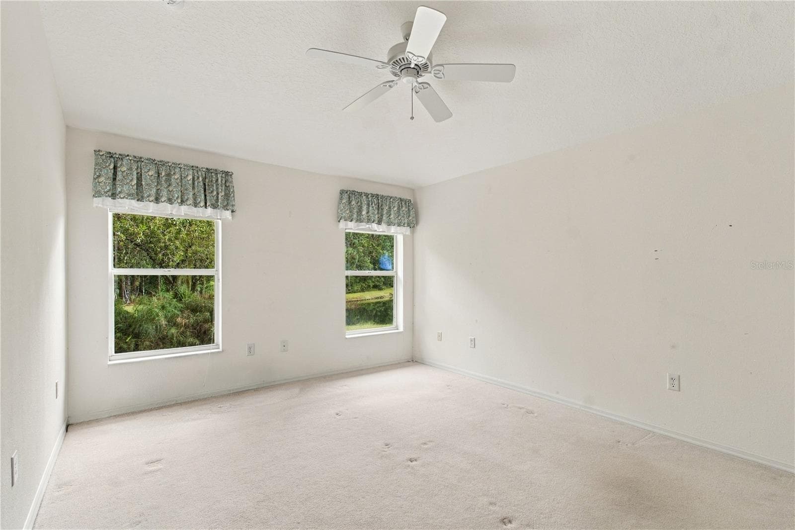 Single Family Residence at 11508 BLOOMINGTON CT, NEW PORT RICHEY, photo 35 of 90