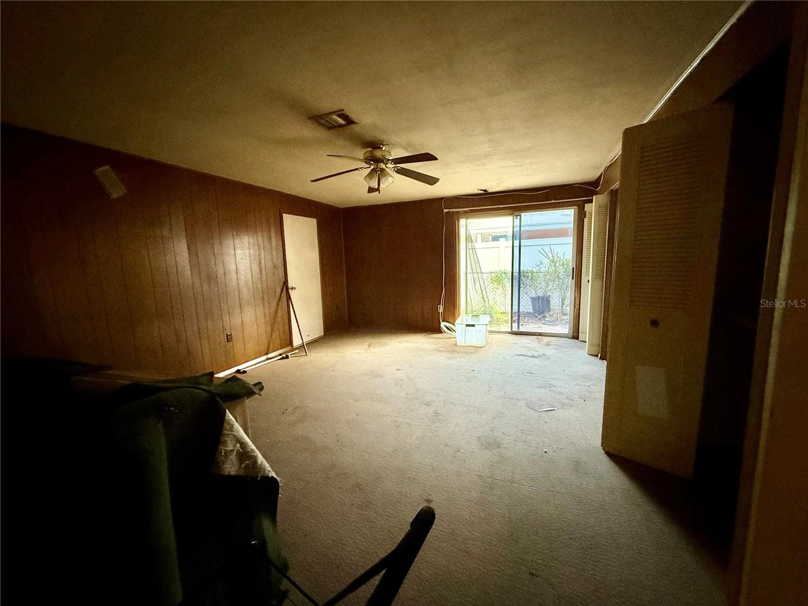 Garage converted to living space - 6810 EDEN LN, TAMPA