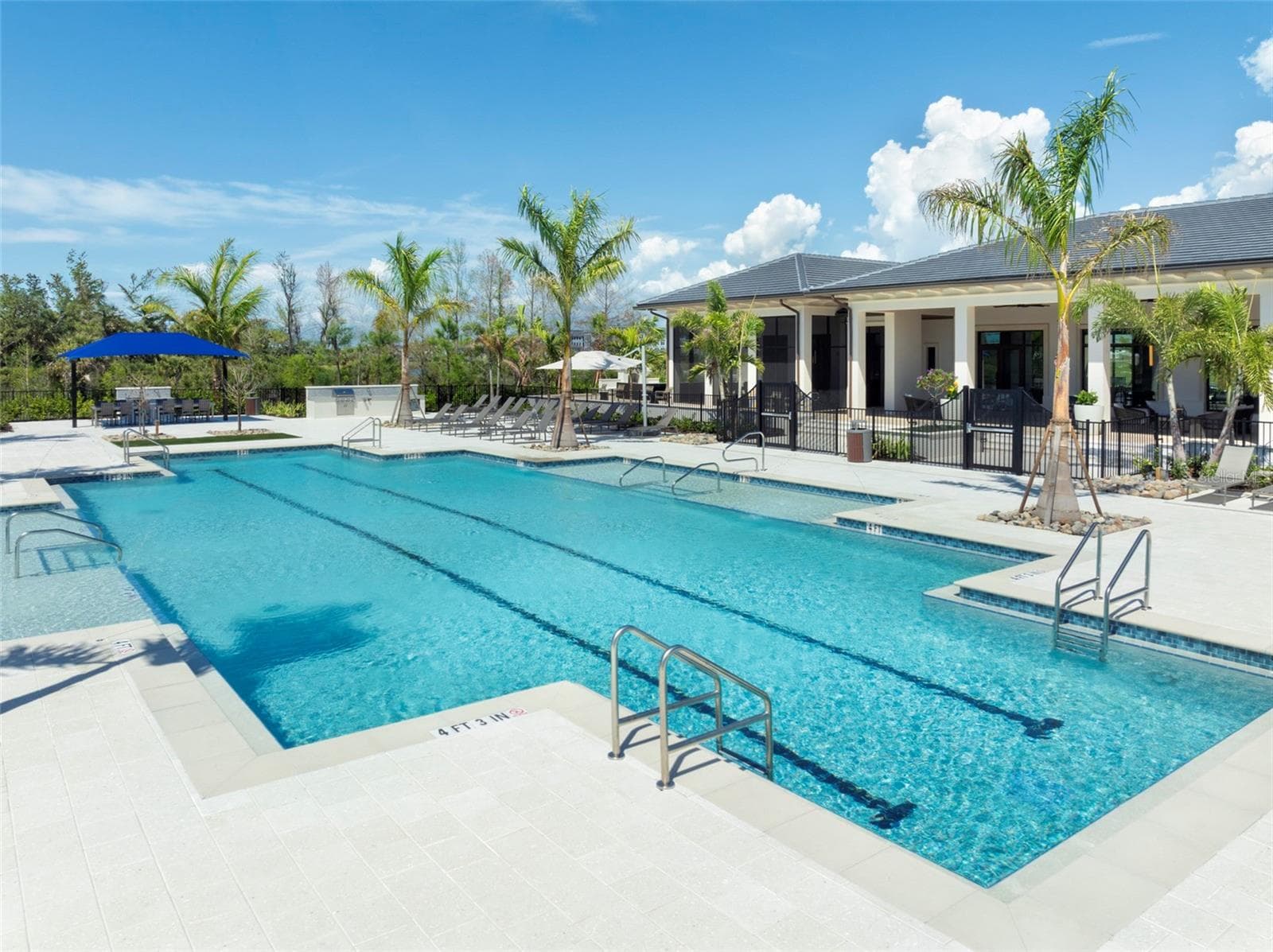 Villa at 184 CORSERRA DR, NOKOMIS, photo 3 of 7