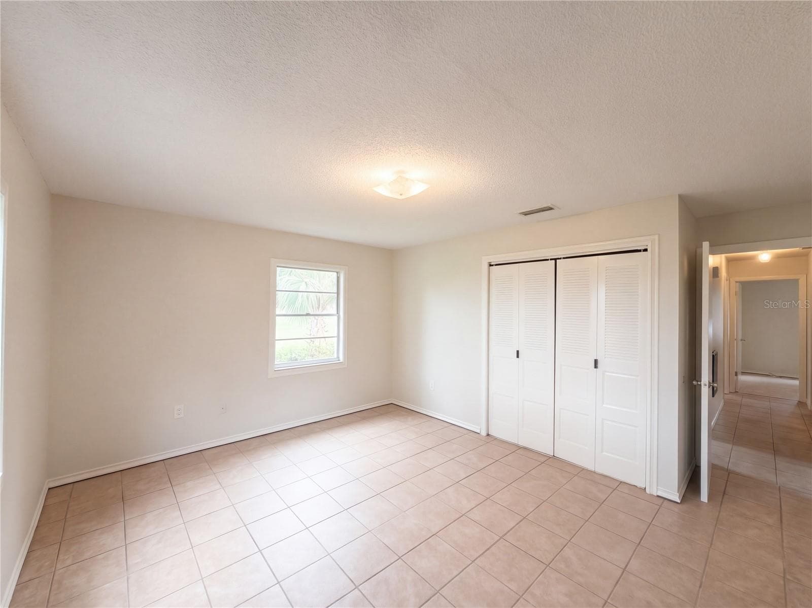 Single Family Residence at 2303 S SWAN CT NE, WINTER HAVEN, photo 12 of 22