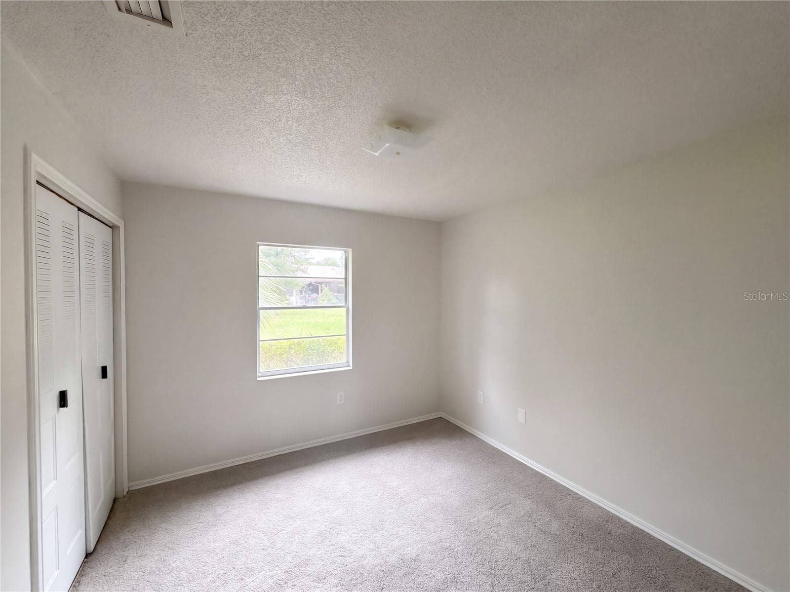 Single Family Residence at 2303 S SWAN CT NE, WINTER HAVEN, photo 14 of 22