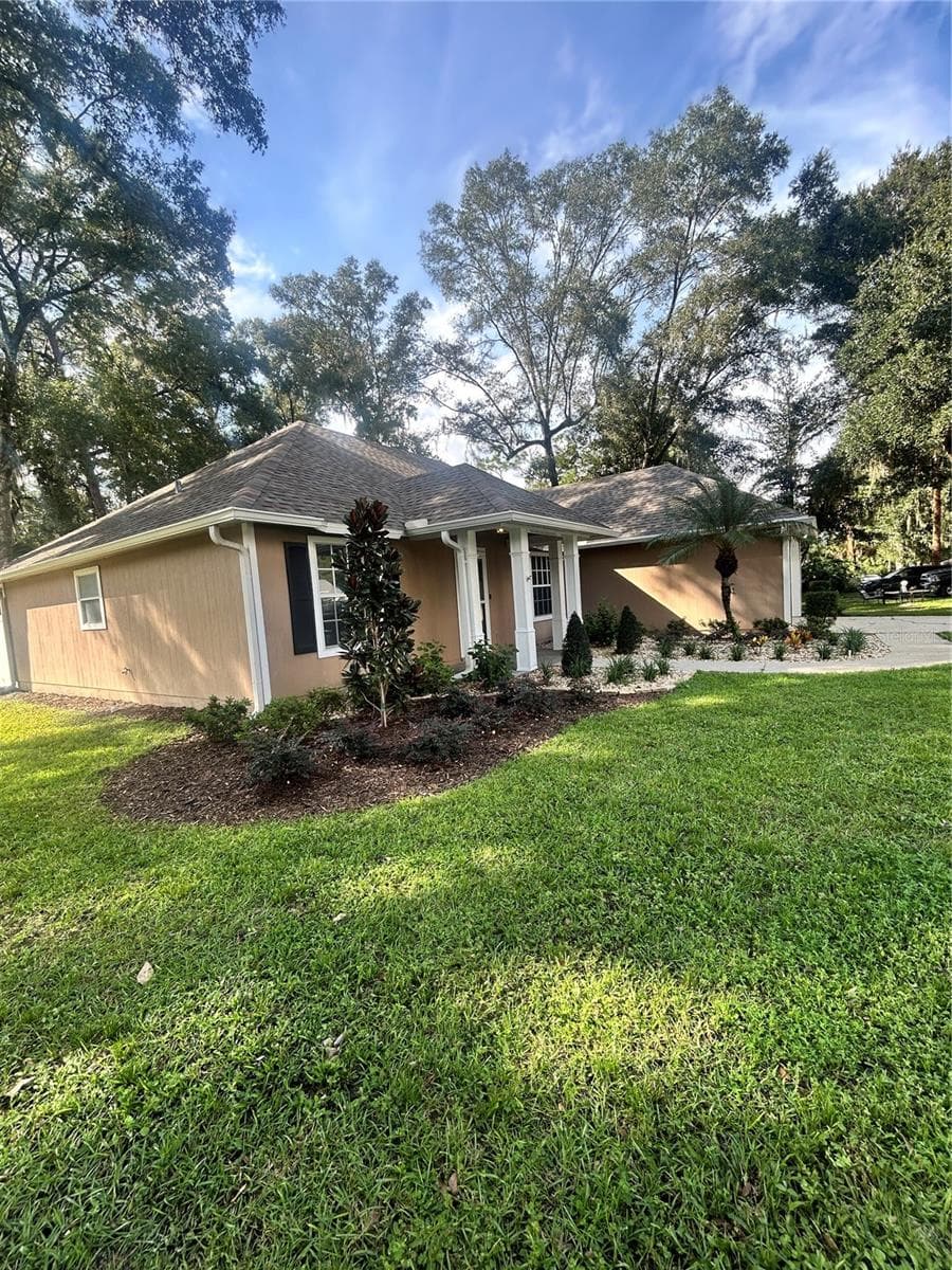 Single Family Residence at 1901 KNOLTON AVE, ORANGE CITY, photo 7 of 48