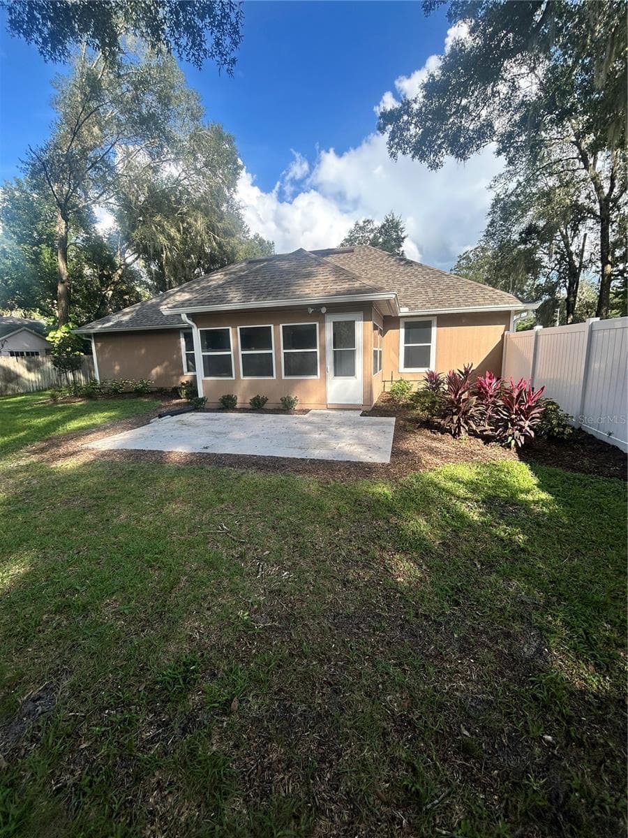 Single Family Residence at 1901 KNOLTON AVE, ORANGE CITY, photo 9 of 48